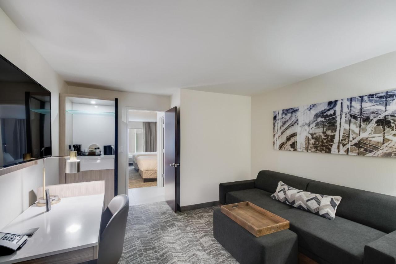 Springhill Suites By Marriott Dallas Nw Highway At Stemmons / I-35East Exterior foto