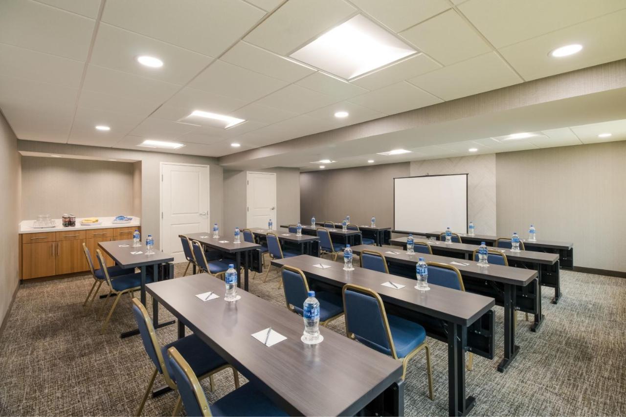 Springhill Suites By Marriott Dallas Nw Highway At Stemmons / I-35East Exterior foto